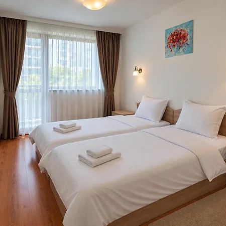 Belvedere 2-bedroom With Terrace Apartment