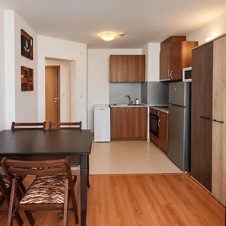 Apartment Belvedere 2-bedroom With Terrace *