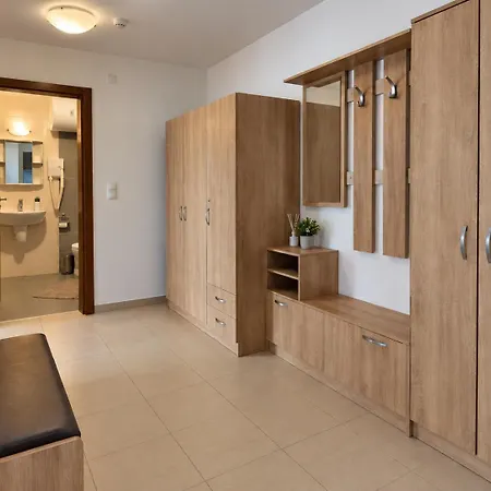 Belvedere 2-bedroom With Terrace Apartment
